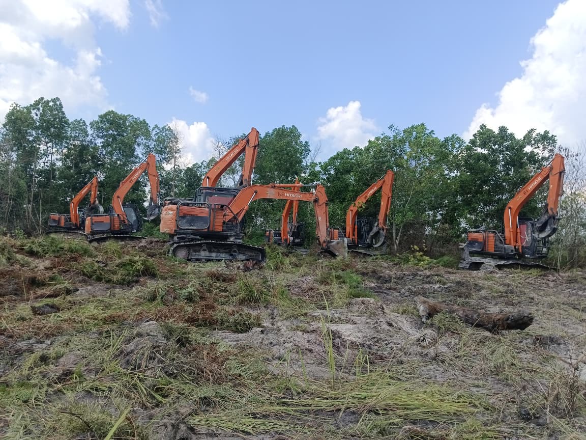 Excavator